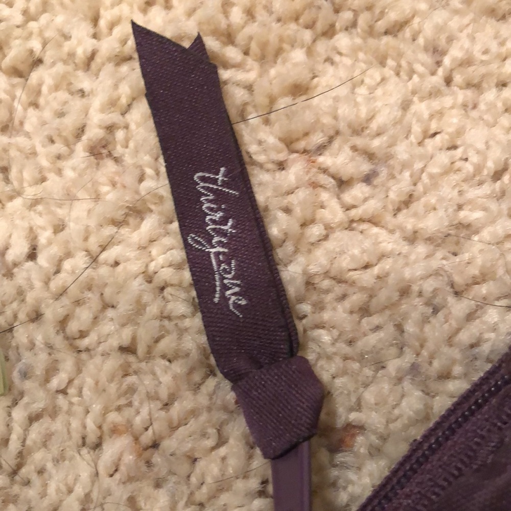 Thirty One ruffle pouch - Picture 4 of 5